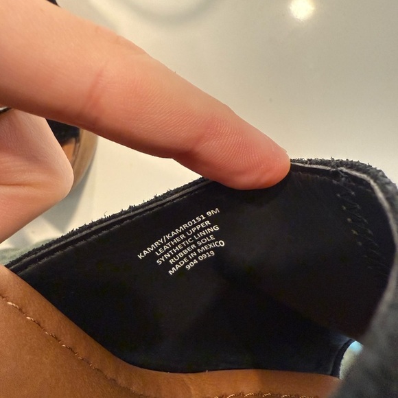 Steve Madden Black Wedge Sandals - Picture 7 of 8